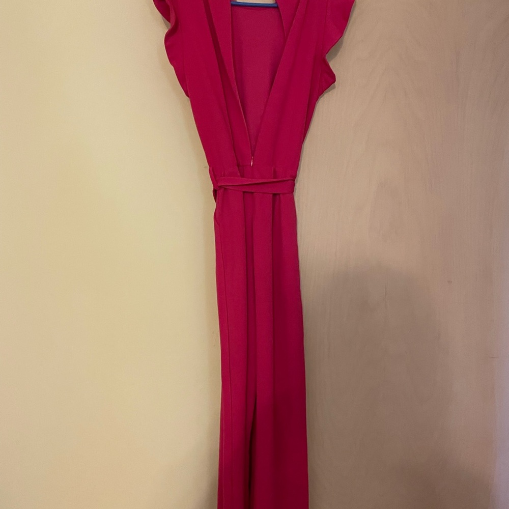 Cute pink jumpsuit worn once!! - Picture 2 of 3
